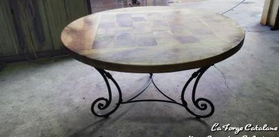 piettement table travail chaud 3 pieds fer Forge Catalane Cabestany