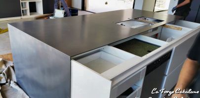 Plan de travail cuisine d  coupe laser fer Forge Catalane Cabestany  5 