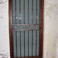porte vitree barreaudage vertical bagues olives 2 fer Forge Catalane Cabestany